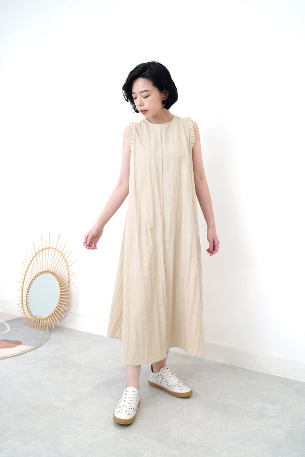 Sand vest dress in gather fringe details