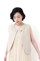 Beige premium vest jacket in round hem