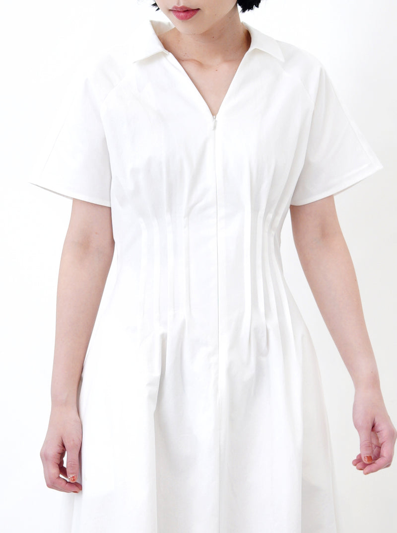 White zip dress w/ pleats waist details