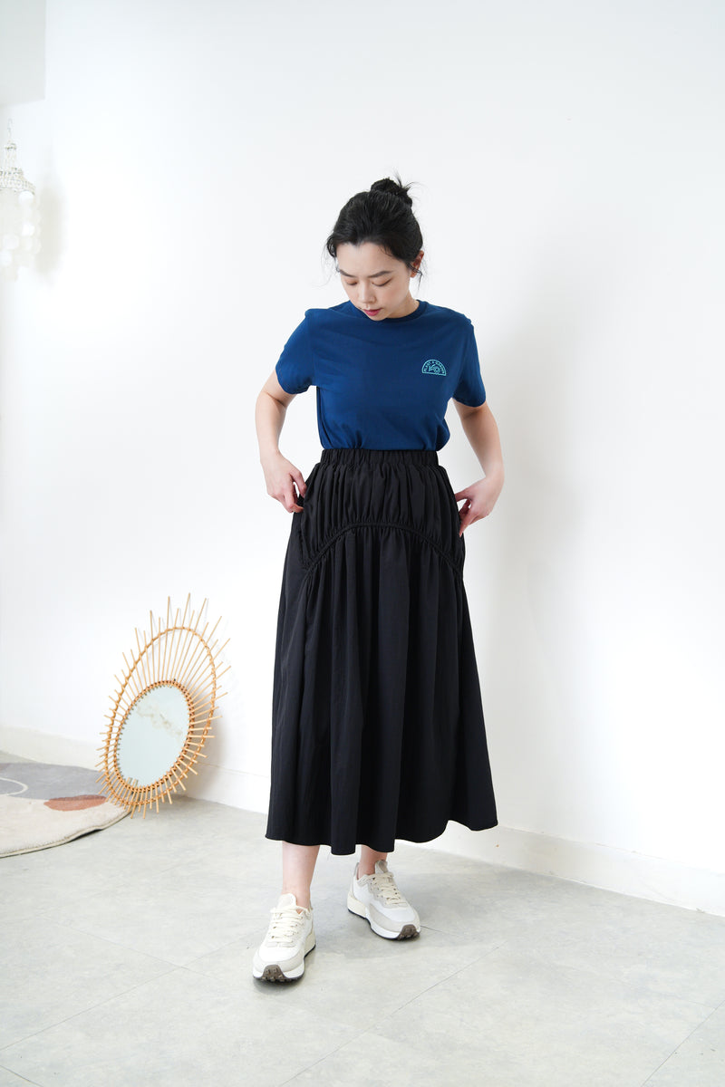Blue tee w/ detail embroidery logo