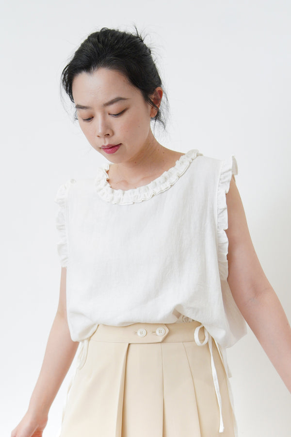 White linen ruffle vest w/ strings