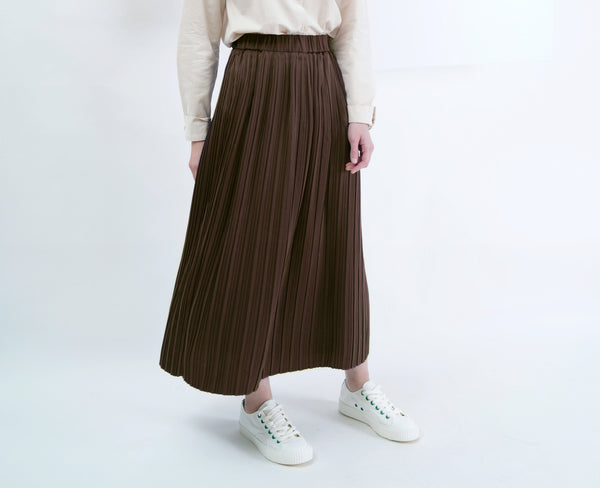 Dark brown pleats skirt