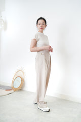 White pleats texture body top