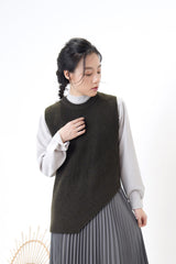 Grey shirt blouse w/ stand collar ribbon