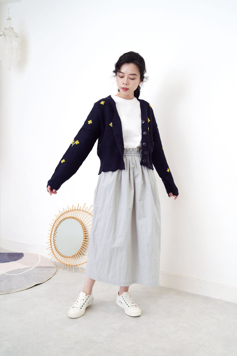 Navy cardigan in flora embroidery