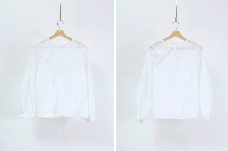 White detail shirt blouse w/ floral embro.