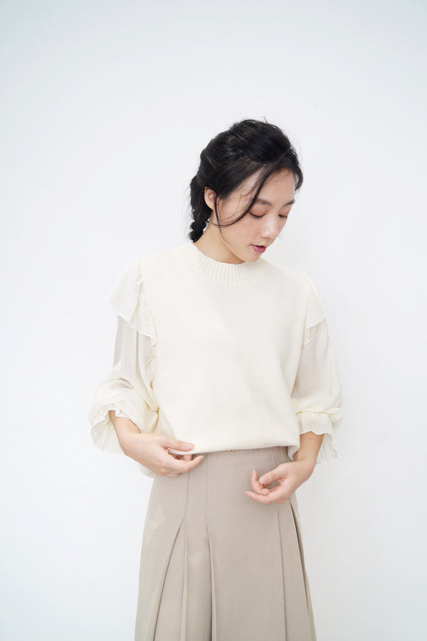 Ivory sweater in chiffon sleeves
