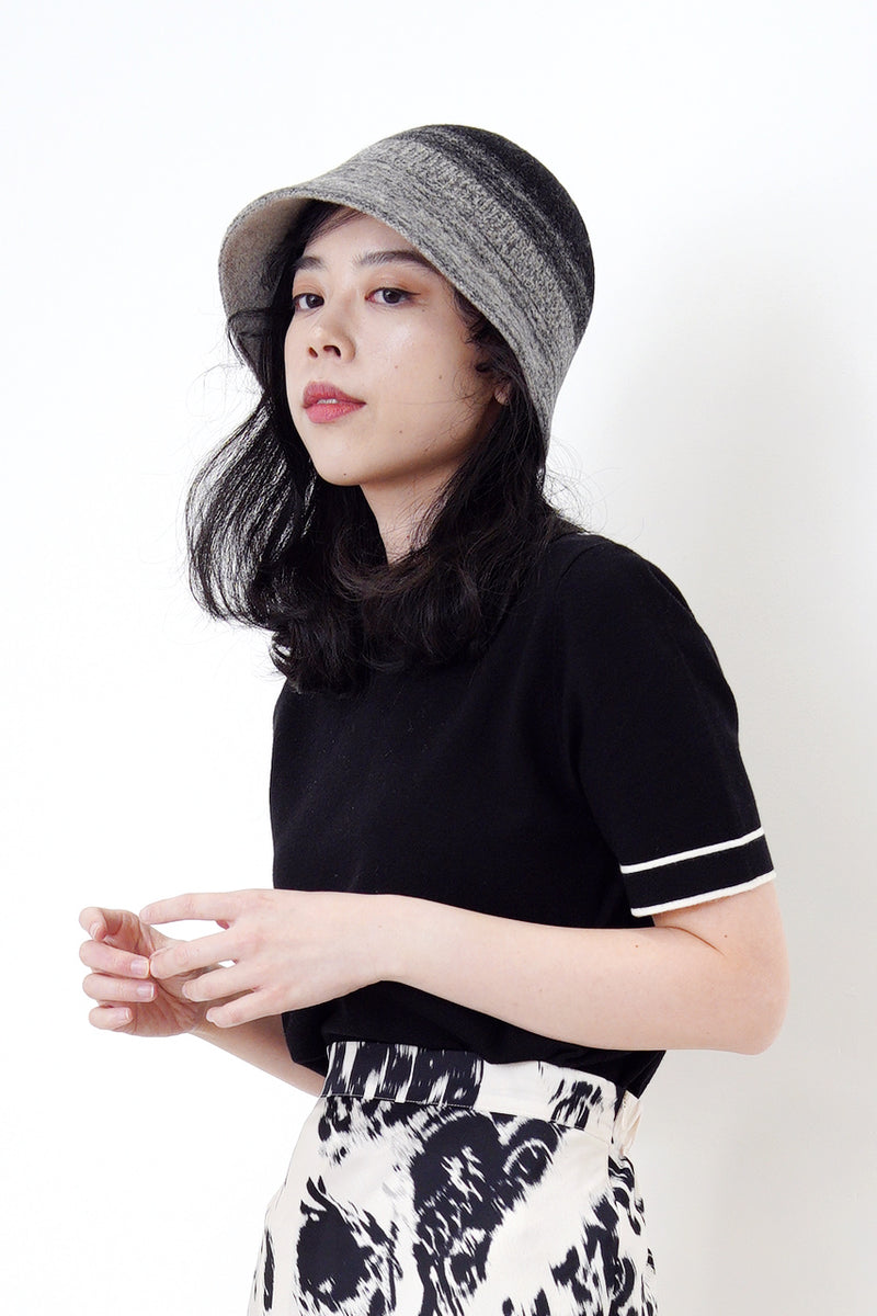 Black gradient bucket hat