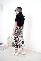Flare cut skirt in Ink painted print