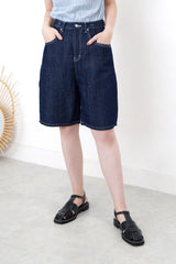 Navy denim short w/ outline stitch
