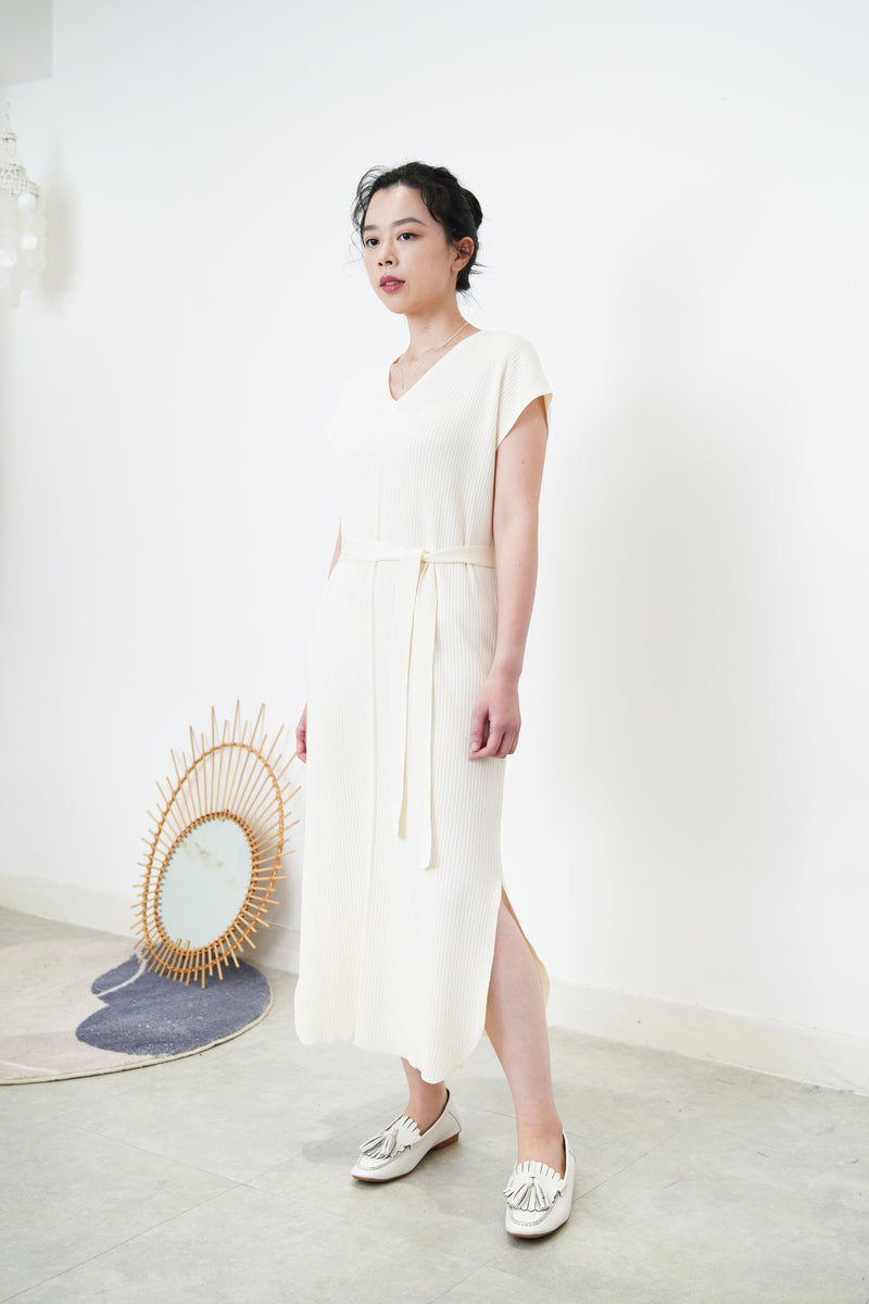 White stripes texture v neck one piece
