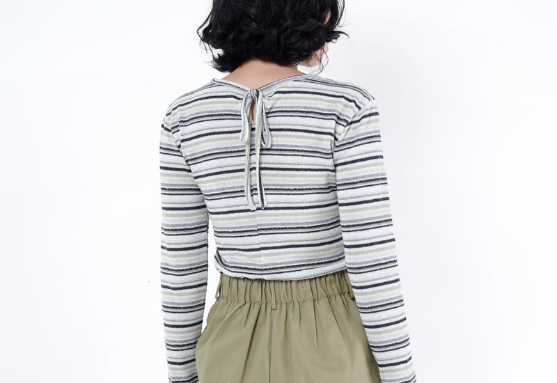 Khaki pleats trousers in elastic waist