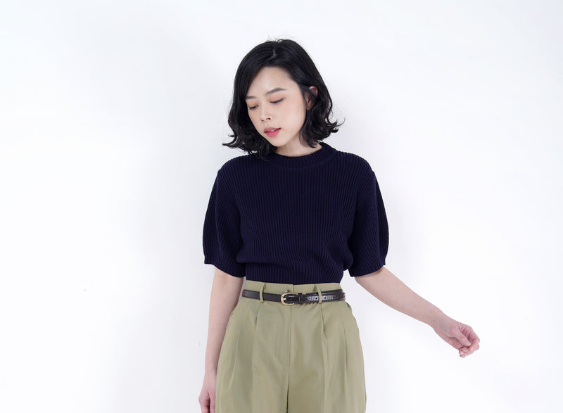 Khaki pleats trousers in elastic waist