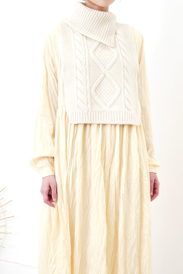 Ivory wool knit vest cape in turtle neck collar