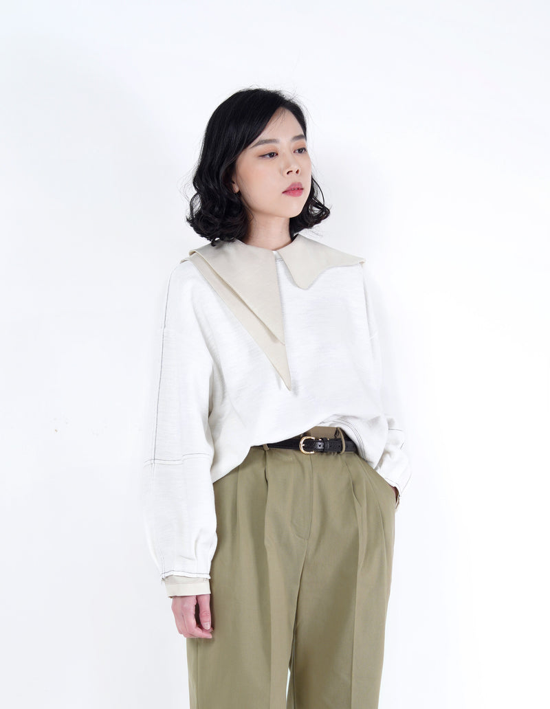 Khaki pleats trousers in elastic waist