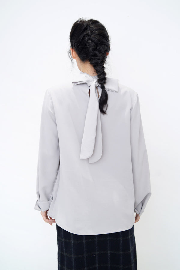 Grey shirt blouse w/ stand collar ribbon
