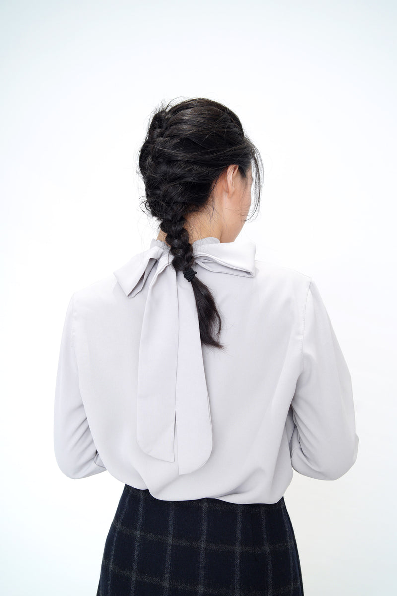 Grey shirt blouse w/ stand collar ribbon