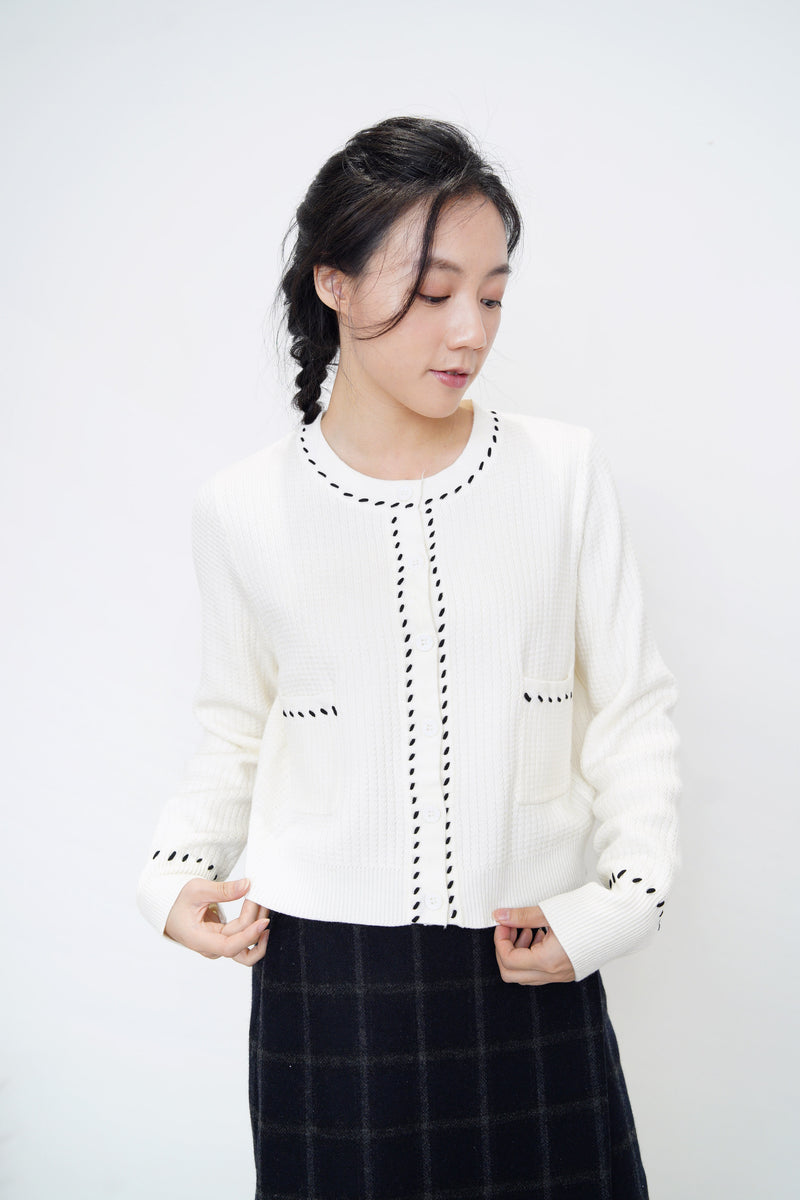 White cardigan in stitch details