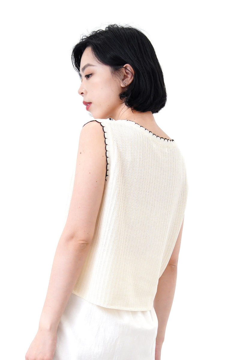 Cream crop cut vest w/ contrast stitching