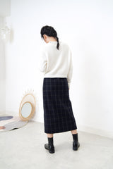 White cardigan in stitch details