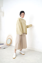 Lemon loose cut sweater w/ ripped details