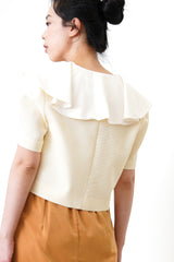 Cream high quality blazer in ruffle collar