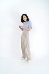 Sand straight cut trousers in waist drawstrings