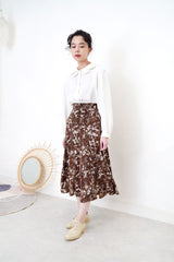 Brown flare cut skirt in floral print