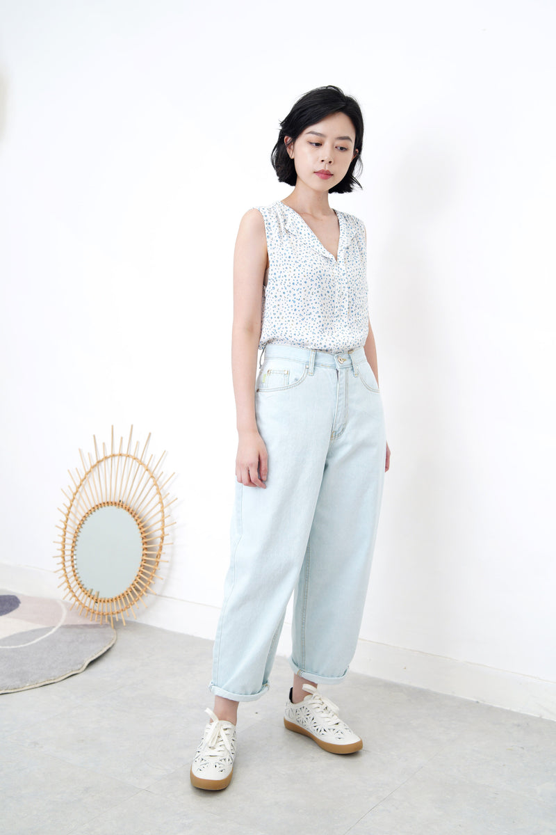 Light blue floral v neck vest