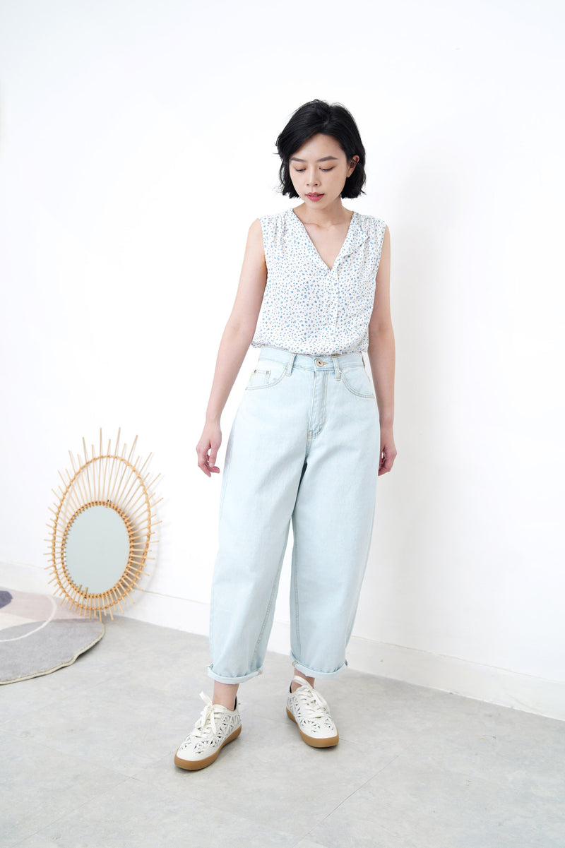 Light blue floral v neck vest