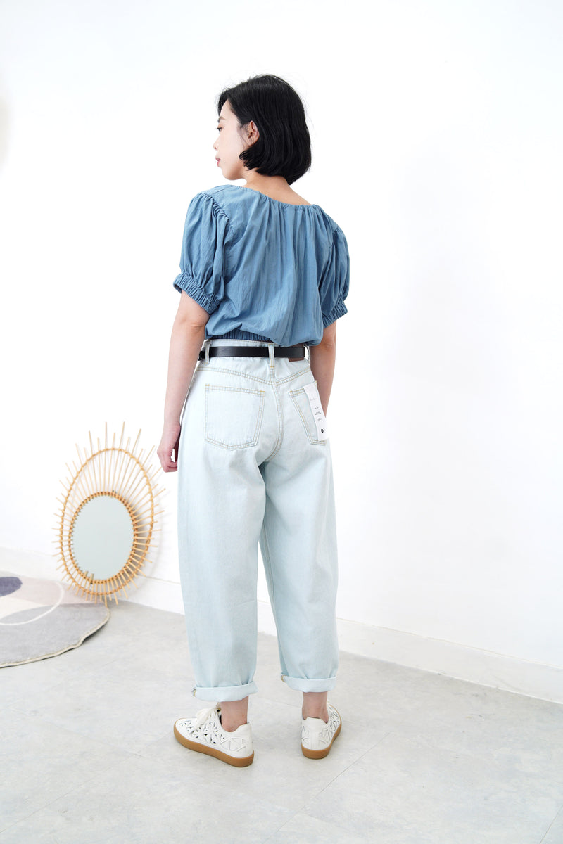 Blue string blouse w/ elastic waist hem
