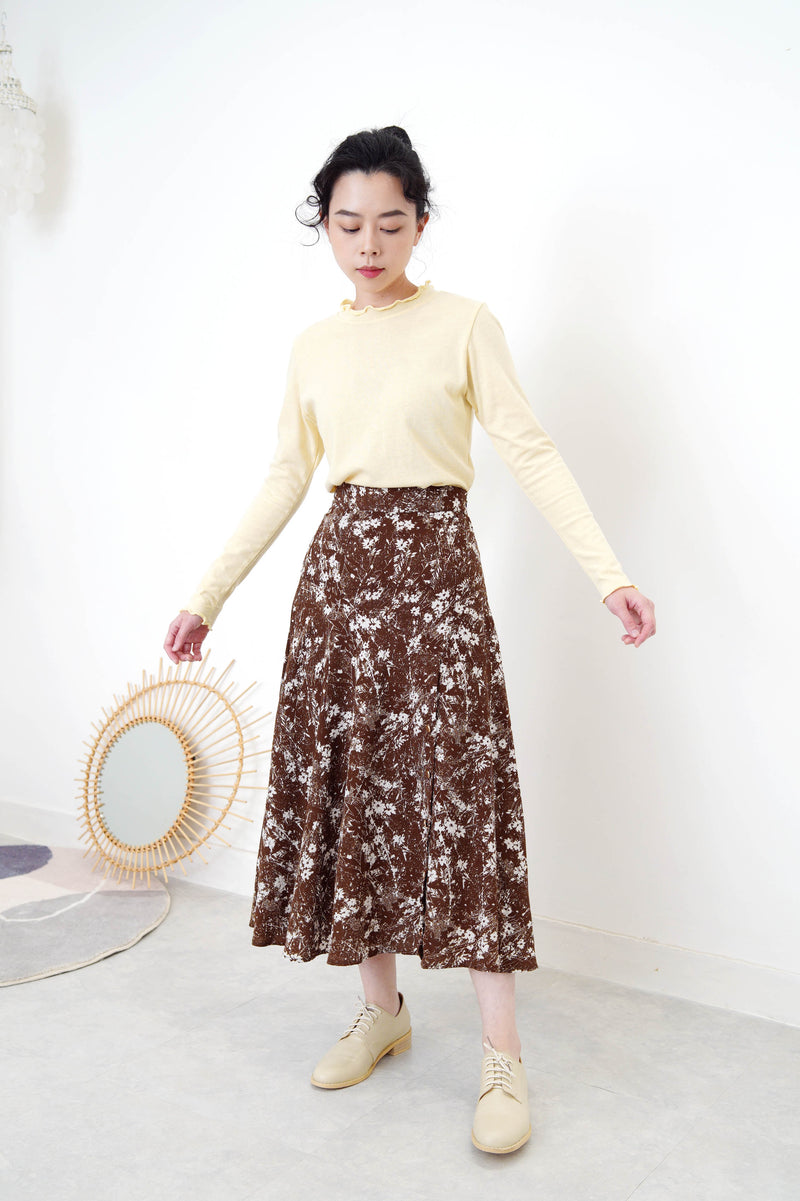 Brown flare cut skirt in floral print
