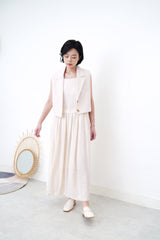Ivory vest jacket in crop cut