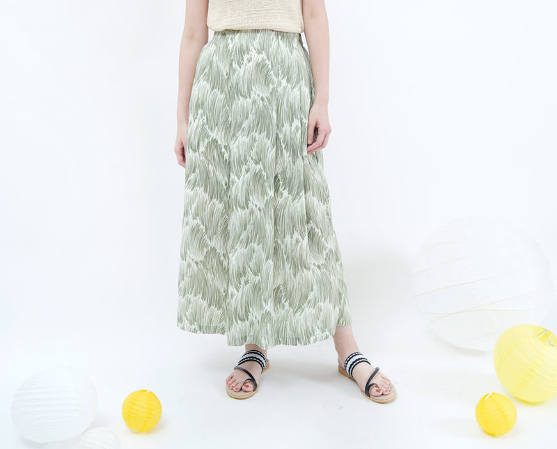 Green grass pattern skirt