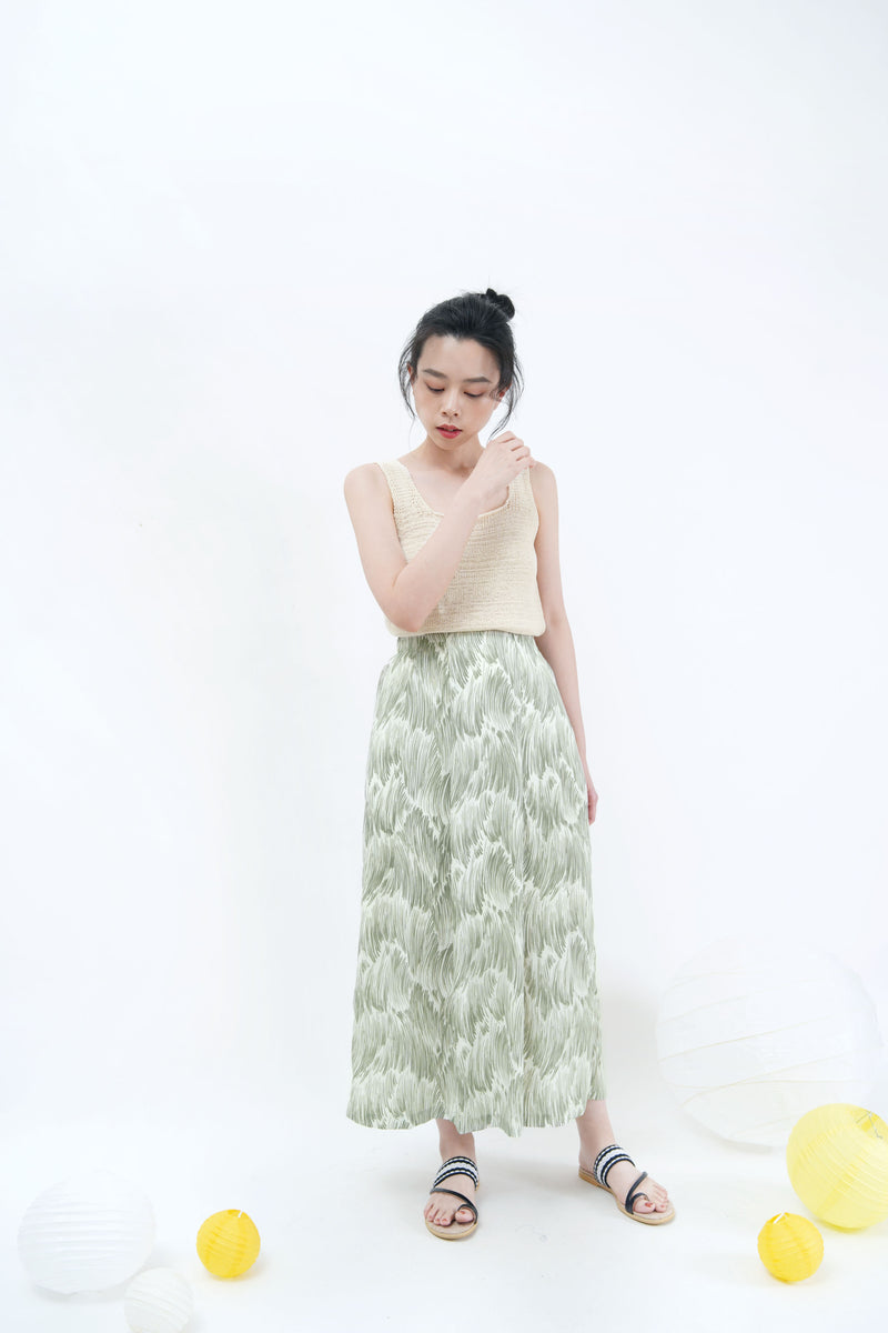 Green grass pattern skirt
