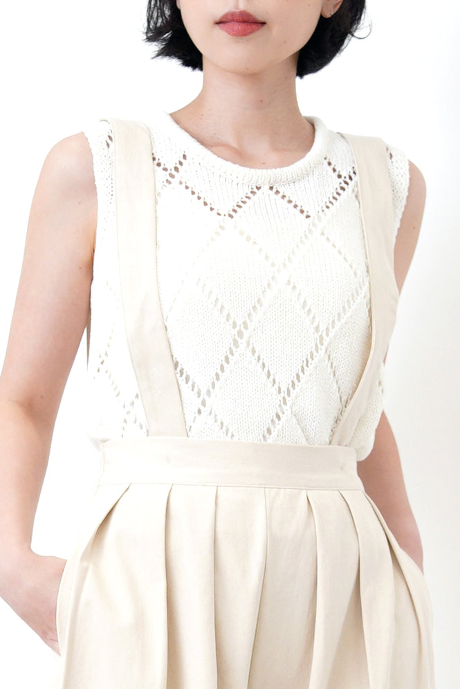 Ivory pleats trousers w/ straps