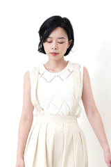 Ivory pleats trousers w/ straps