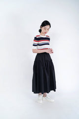 Black flare skirt in drawstring details