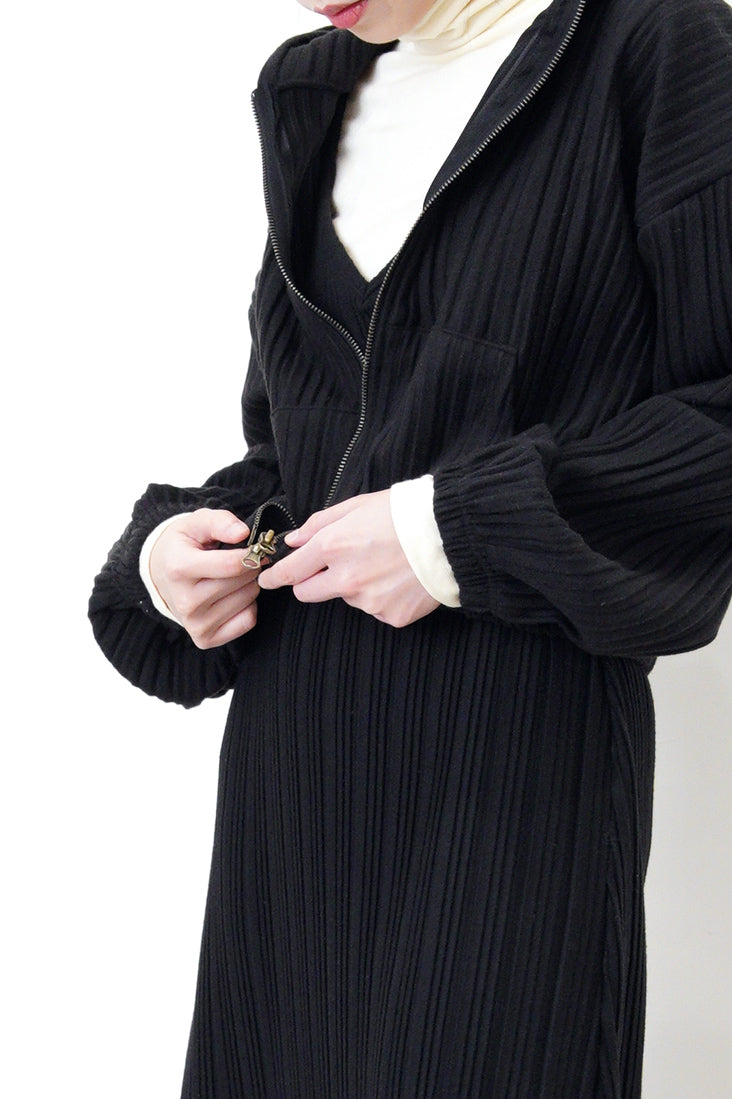 Black texture zip up jacket w/ hoodie