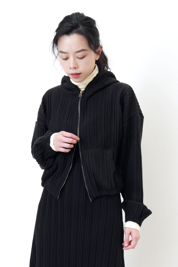 Black texture zip up jacket w/ hoodie