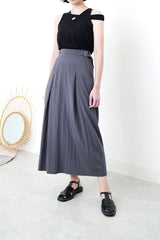 Black overlaping vest