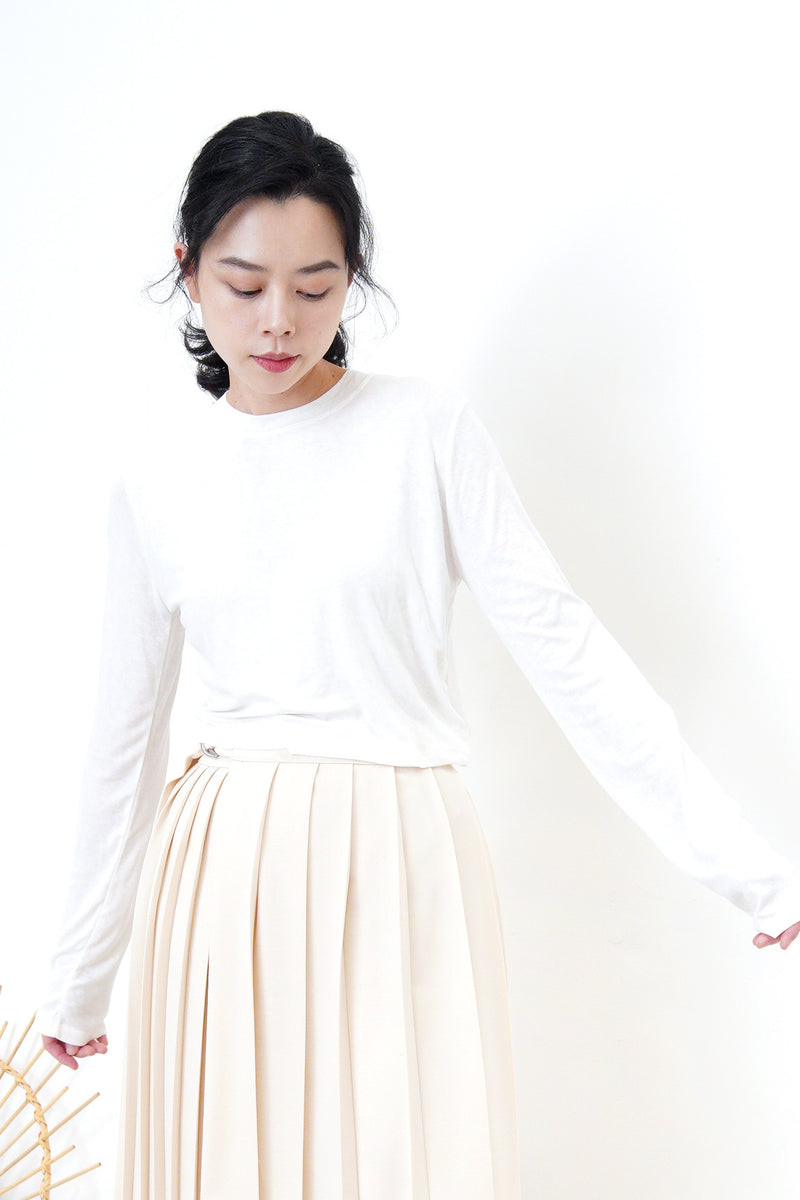 White basic soft top in crop cut