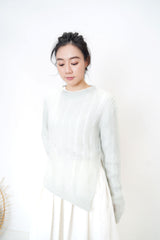 Light grey premium soft sweater in asy. hem