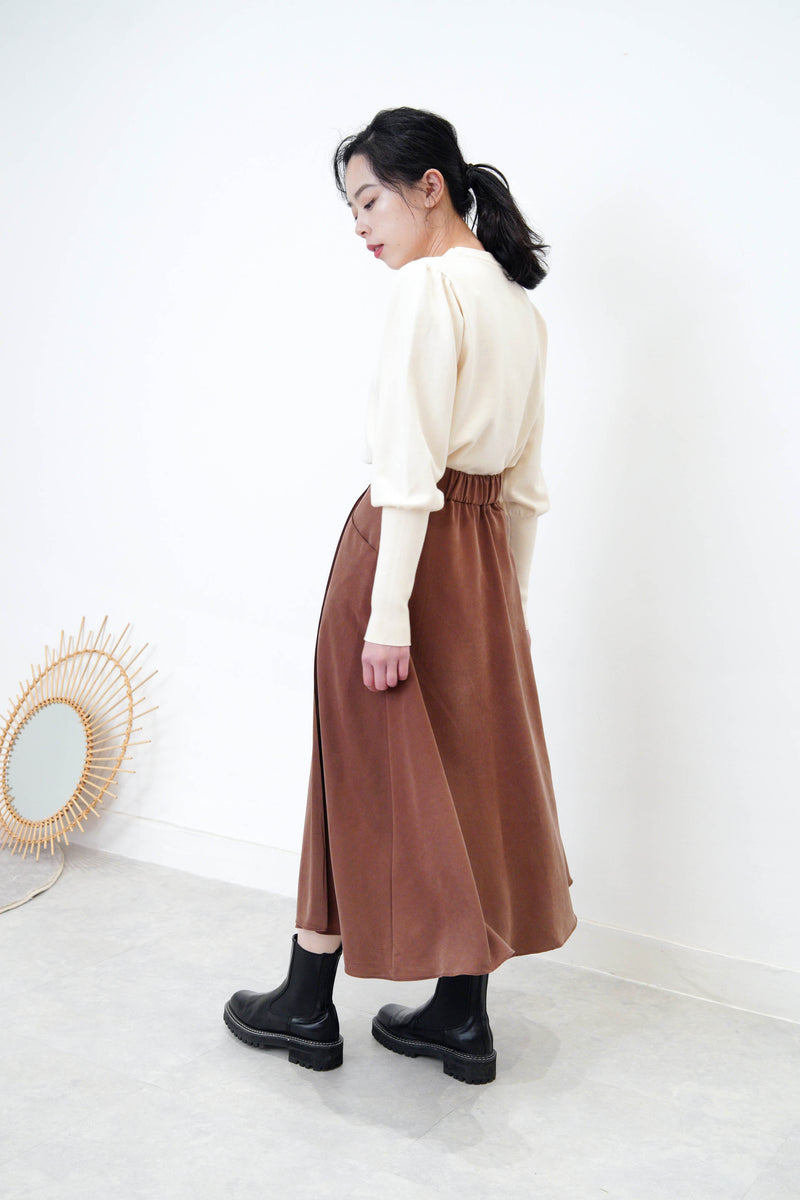 Maroon flare cut skirt in elastic waist