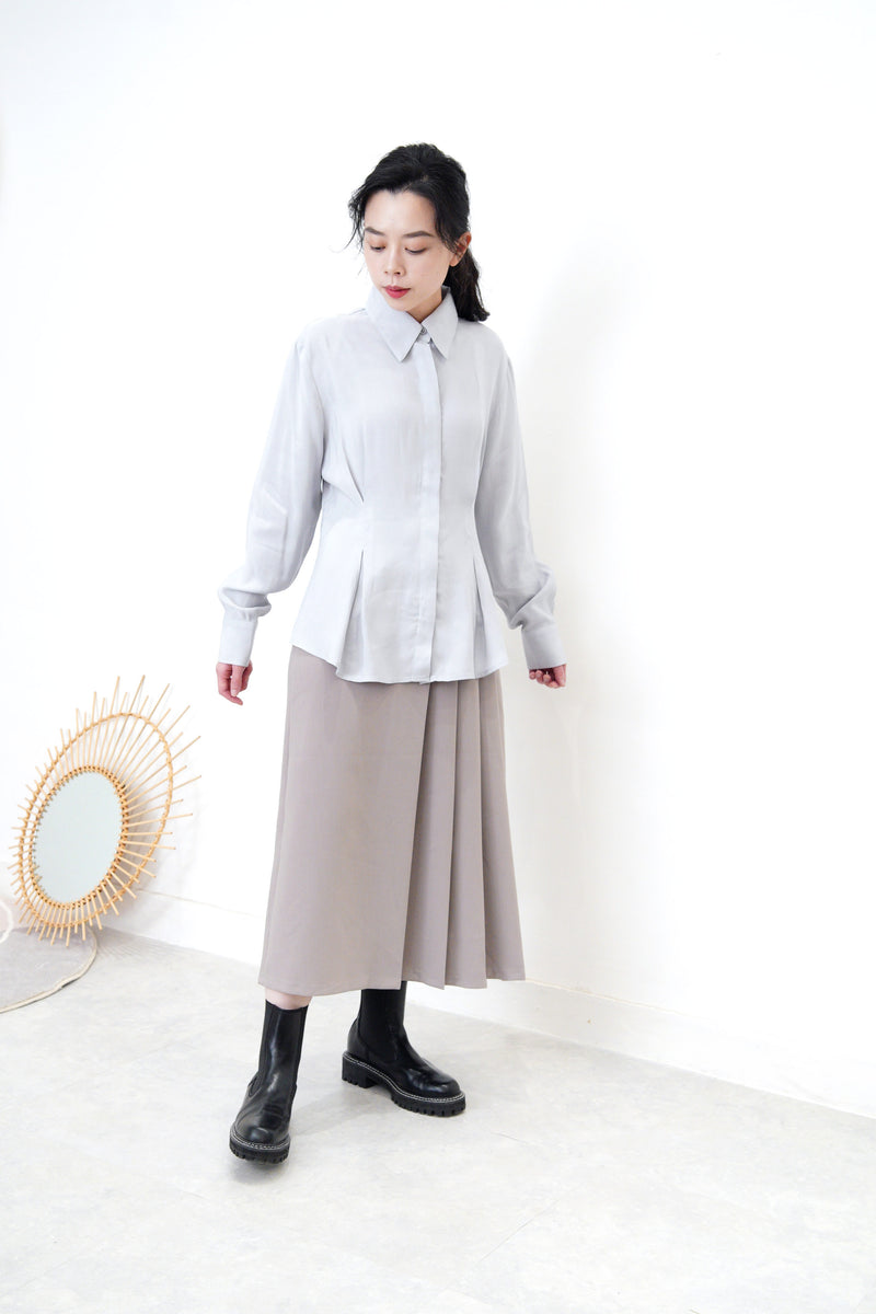 Grey blue soft shirt in elastic waist details