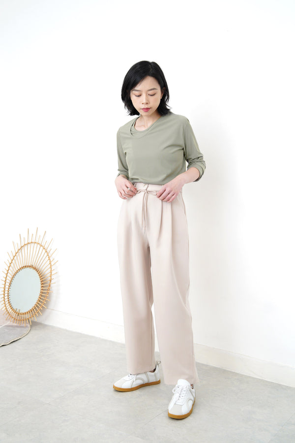 Avocado top in layering collar