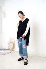 Black oversized knit vest in side vent