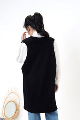 Black oversized knit vest in side vent