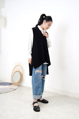 Black oversized knit vest in side vent