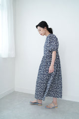 Navy floral vintage dress w/ puff sleeves